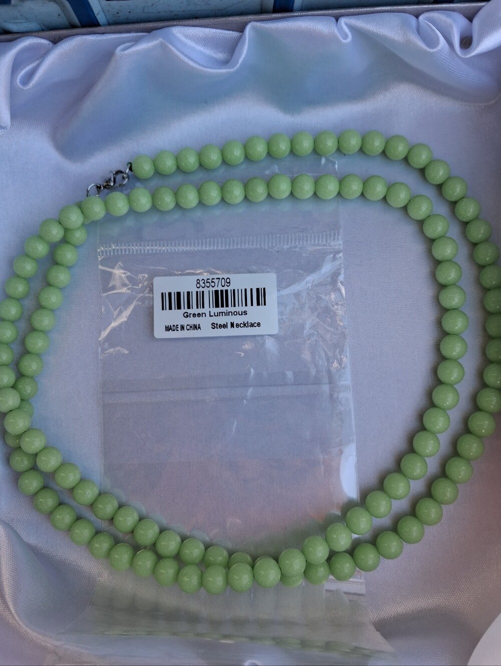 Green Luminous Beaded Steel Necklace